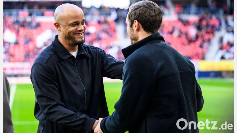 Vincent Kompany freut sich für seinen Freiburger Kollegen über den Einzug ins Europapokalfinale. (Archivbild) Bild: Tom Weller/dpa