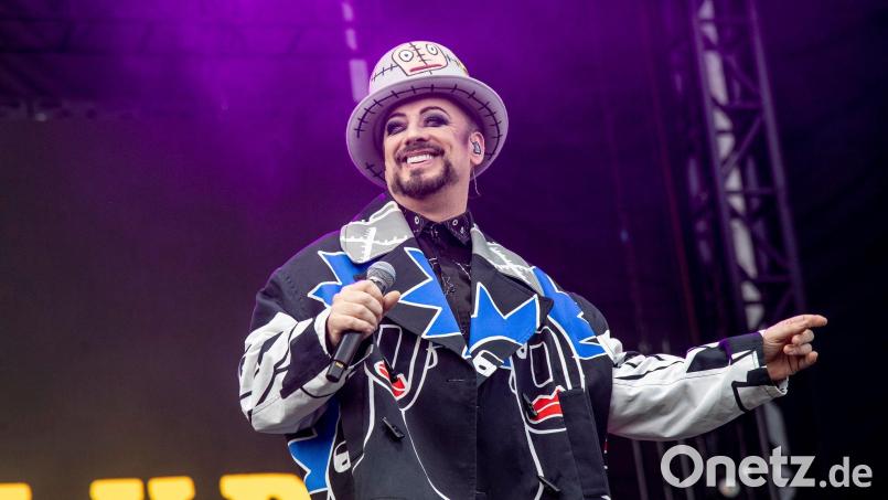 Der britische Popstar Boy George soll beim diesjährigen Eurovision Song Contest (ESC) auftreten. (Archivbild) Bild: Amy Harris/Invision via AP/dpa