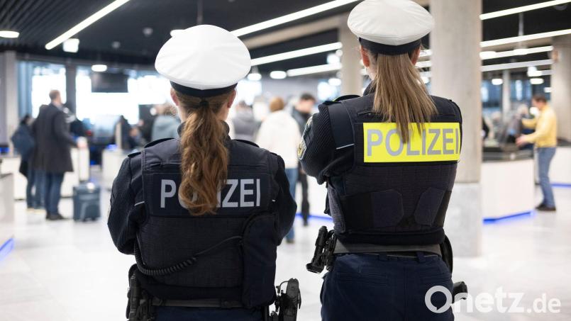 Deutschland muss an seinen Flughäfen weitere Vorbereitungen treffen, um den Anforderungen des neuen europäischen Asylsystems Gerecht zu werden. (Symbolbild) Bild: Marijan Murat/dpa