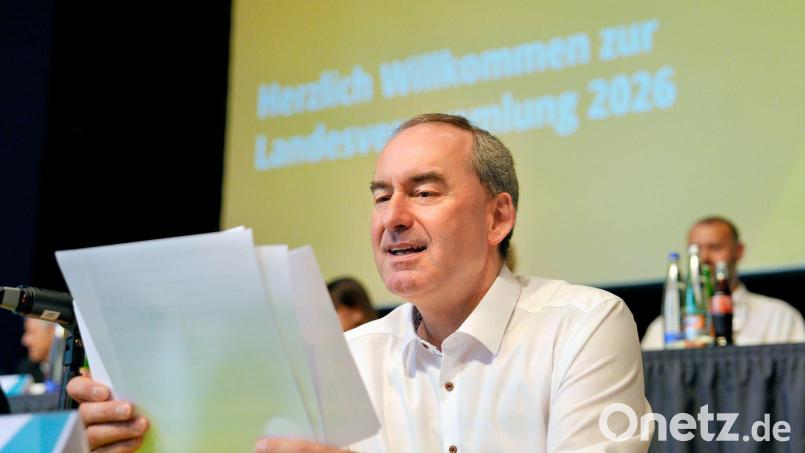 Freie-Wähler-Chef Aiwanger wirft der neuen Bundesregierung ein verlorenes Jahr vor. Bild: Uwe Lein/dpa