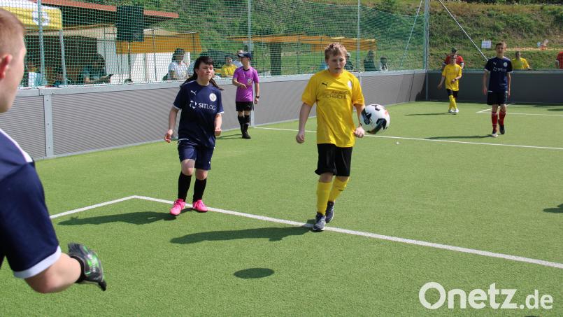 Vollen Einsatz zeigten die gut 70 jugendlichen Fußballerinnen und Fußballer mit geistiger Beeinträchtigung beim Spieltag der Bananenflankenliga am Samstag in der Soccer-Arena. Bild: prh