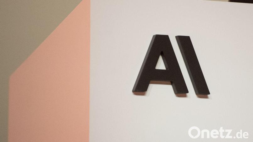 Das Bundesfinanzministerium sieht durch neuartige Modelle der Künstlichen Intelligenz (KI) wie "Claude Mythos" von Anthropic erhebliche Risiken. (Archivbild) Bild: Andrej Sokolow/dpa