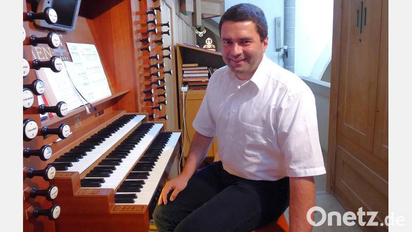 Andreas Merl konzertiert bayernweit als Organist und Improvisator, hier in St. Ottilien. Bild: Andreas Merl