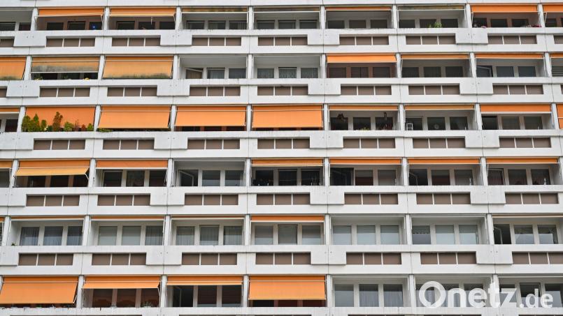 Knapp 12 Prozent der Menschen in Deutschland leben in beengten Wohnungen Bild: Patrick Pleul/dpa