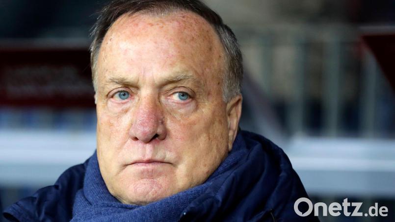 Dick Advocaat ist wieder Trainer des deutschen WM-Gegners Curaçao. (Archivbild) Bild: Sergei Grits/AP/dpa
