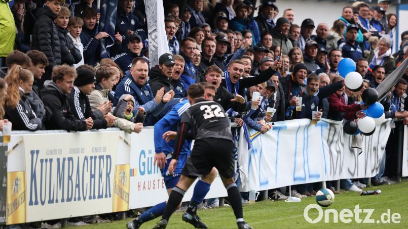 Spielszene aus dem Relegationsspiel zwischen der SpVgg Windischeschenbach und der
SG Neustadt-Tremmersdorf. Bild: Dieter Jäschke