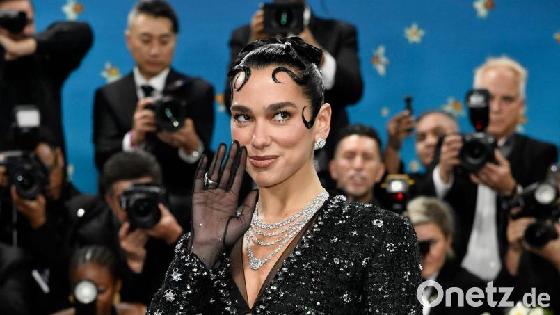 Dua Lipa geht mit einer Millionenklage gegen einen Elektronikriesen vor. (Archivbild) Bild: Evan Agostini/Invision/dpa