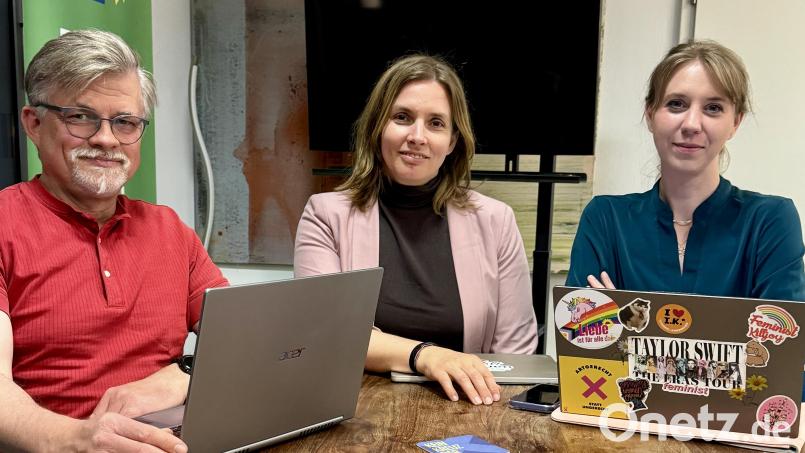 Falk Ponsold, Laura Weber und Anna Pschierer bilden die Stadtratsfraktion der Grünen. Bild: Bündnis 90/Die Grünen