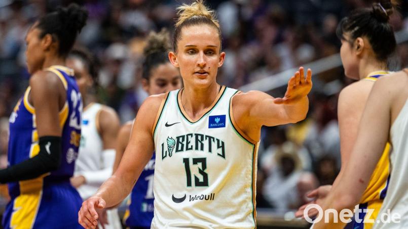 Leonie Fiebich (13) ist für New York Liberty in der WNBA seit 2024 aktiv. Bild: Maximilian Haupt/dpa