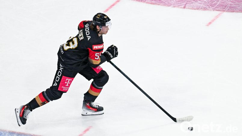 Moritz Seider vor dem Duell mit Finnland. (Archivbild) Bild: Uwe Anspach/dpa