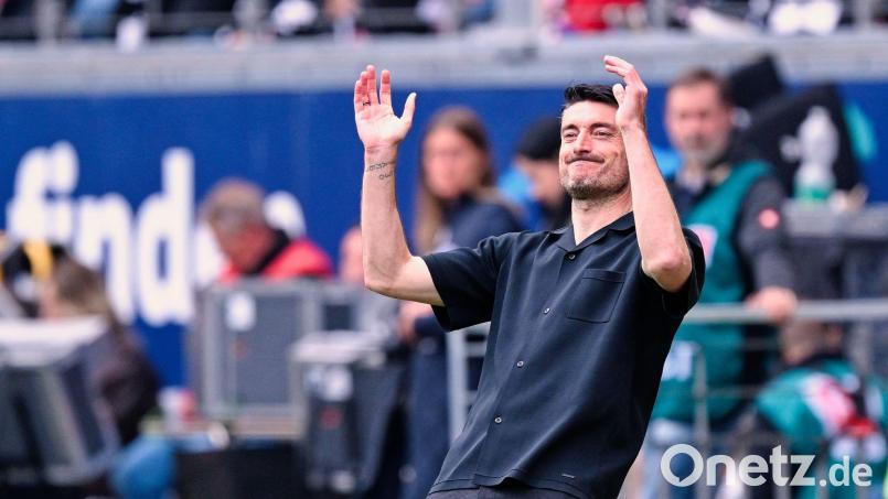 Albert Riera droht das Aus bei Eintracht Frankfurt. Bild: Uwe Anspach/dpa