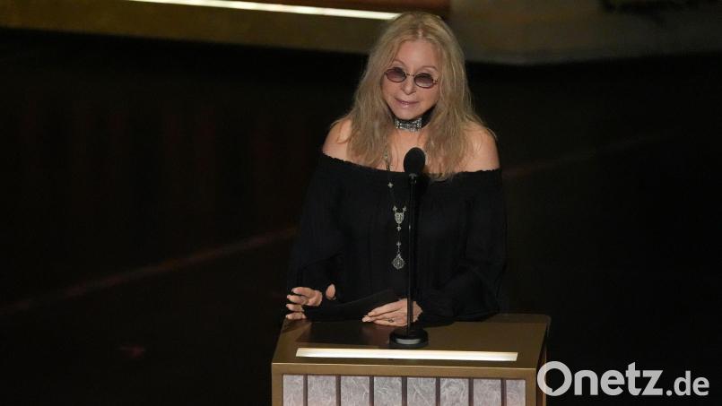 Barbra Streisand erhält die Goldene Ehrenpalme, auch wenn sie nicht persönlich bei der Verleihung dabei sein kann. (Archivbild) Bild: Chris Pizzello/Invision/AP/dpa