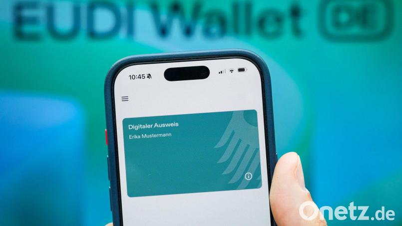 Die digitale Brieftasche gehört zu den wichtigen Digitalprojekten der Bundesregierung. (Archivbild) Bild: Soeren Stache/dpa