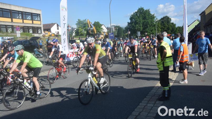 Start und Ziel der Panoramatour am 28. Juni ist bei der Grund- und Mittelschule für die zehn Strecken. Bild: fz