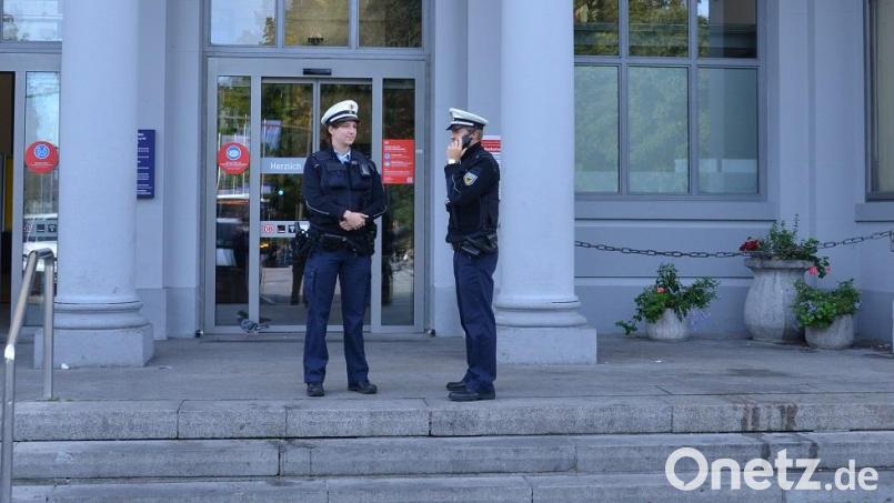 Am Sonntag, 17. Mai, hat eine 39-jährige Frau in Regensburg eine Verkäuferin mit einer leeren Bierdose beworfen und verletzt. Symbolbild: Bundespolizei
