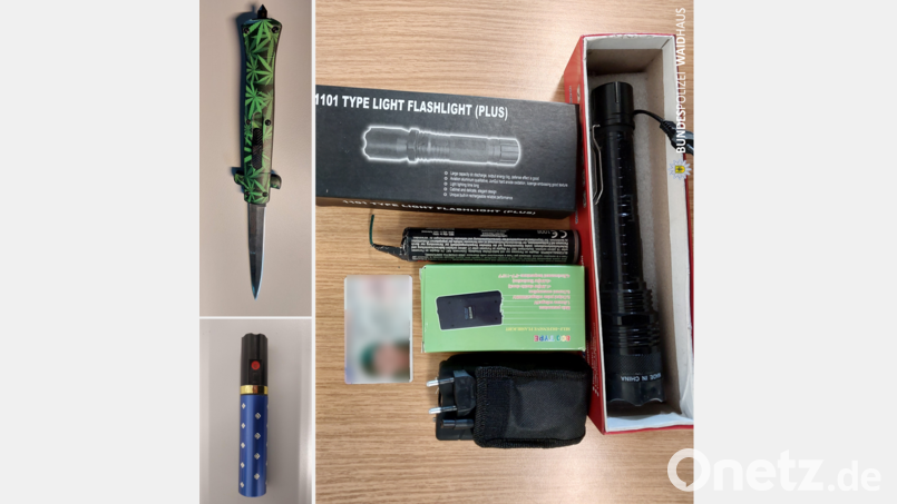 Bei Kontrollen in Waidhaus und Waldsassen hat die Bundespolizei zahlreiche Waffen und Pyrotechnik sichergestellt. Symbolbild: Bundespolizei