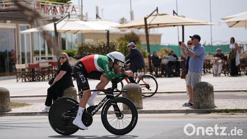 Filippo Ganna gewann das Giro-Zeitfahren. Bild: Marco Alpozzi/LaPresse/AP/dpa