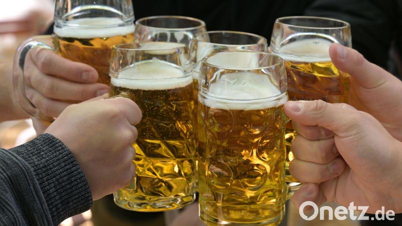 Wie unser Autor betrunkene Männer als „Endgegner“ im öffentlichen Raum wahrnimmt, schildert er in der Kolumne „OTon“. Symbolbild: Michael Bahlo /dpa