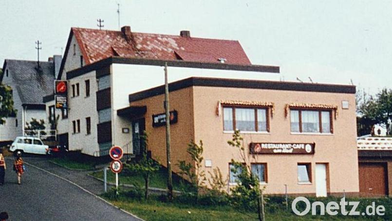 Zu der Zeit lief es noch mit der Gastronomie: Der Tourismus brachte ab den 1970er Jahren unzählige Gäste nach Brand. Repro: Archiv Bertram Nold