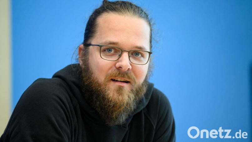 Wurde nach eigenen Angaben ausgeladen: Arne Semsrott (Archivbild). Bild: Bernd von Jutrczenka/dpa