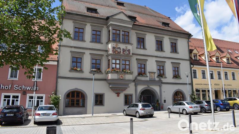 Diskussionsbedarf im Tirschenreuther Rathaus: Der Stadtrat lehnte die neue Geschäftsordnung ab. Archivbild: Lena Schulze [szl] (lena.schulze@oberpfalzmedien.de)