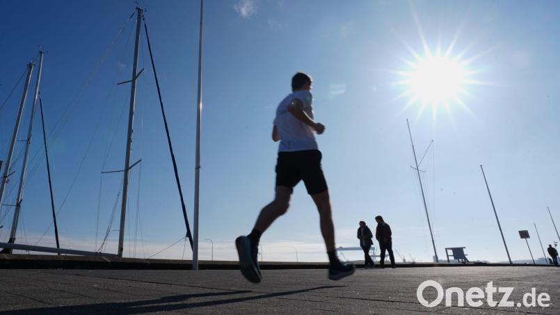 Wie viel Sport für die Gesundheit nützlich ist, ist schon lange Gegenstand der Forschung. (Symbolbild) Bild: Marcus Brandt/dpa