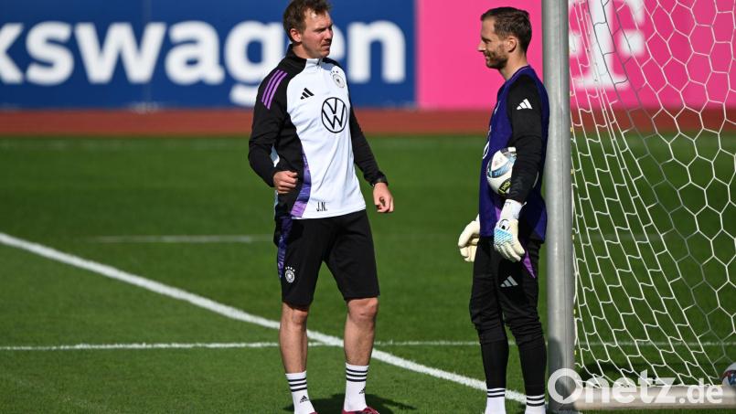 Hoffenheims Nationaltorwart Oliver Baumann muss die WM-Nominierung seines Konkurrenten Manuel Neuer schlucken. (Archivbild) Bild: Federico Gambarini/dpa