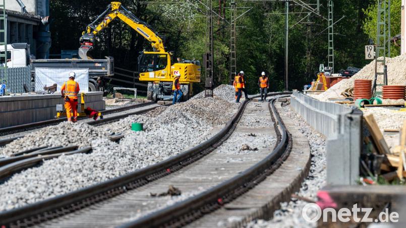Bauarbeiten bei der Bahn: Der Bundestag hat drei Projekten in Bayern, Sachsen und Schleswig-Holstein zugestimmt Bild: Armin Weigel/dpa