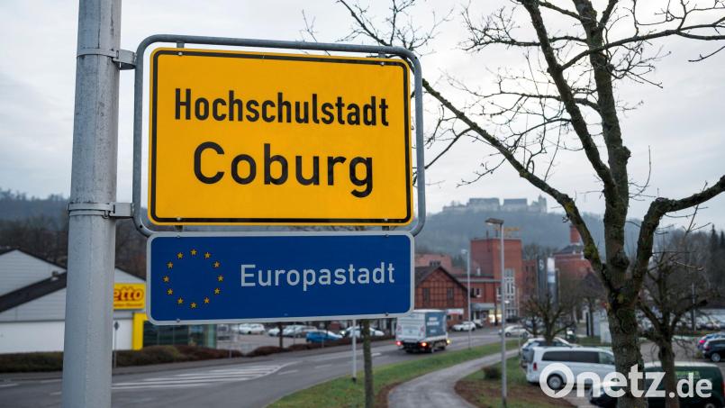 In Coburg treffen sich über Pfingsten zahlreiche Burschenschaftler. (Symbolbild) Bild: Daniel Vogl/dpa