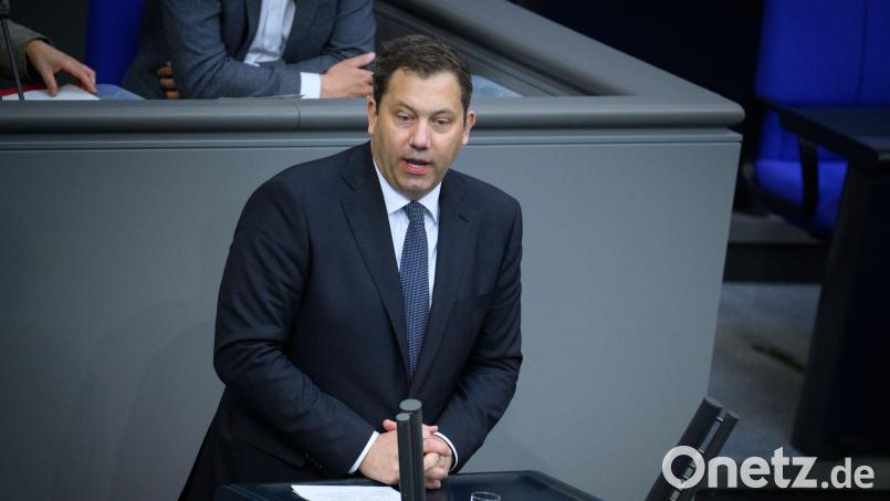 Bundesfinanzminister Klingbeil (SPD) zeigt sich offen dafür, Subventionen und Steuervergünstigungen um einen pauschalen Prozentsatz abzuschmelzen. Bild: Bernd von Jutrczenka/dpa