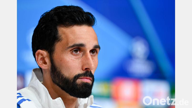 Trainer Álvaro Arbeloa verkündet Abschied von Real Madrid. (Archivbild) Bild: Sven Hoppe/dpa