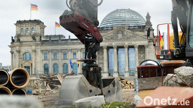 Die große Mehrheit glaubt nicht, dass die Bundesregierung es schafft, wie geplant bis zum Sommer Reformen bei Steuern, Arbeitsmarkt und Rente vorzulegen. (Symbolbild) Bild: Joerg Carstensen/dpa