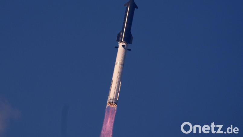 Eine überarbeitete Version der Riesen-Rakete hat einen zwölften Testflug absolviert. Bild: Eric Gay/AP/dpa