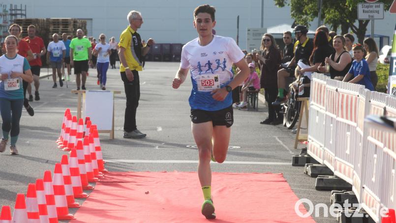 Sieger Laurin Mückshoff erzielte auf der 5,4 Kilometer langen Strecke eine Spitzenzeit von 17:32 Minuten. Bild: Hirsch