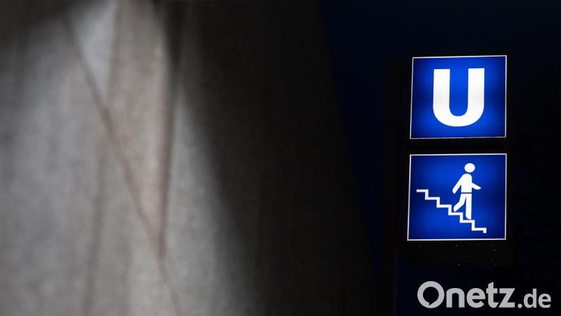 Die Polizei ermittelt nach dem tödlichen Vorfall zu den Hintergründen. (Symbolbild) Bild: Sven Hoppe/dpa