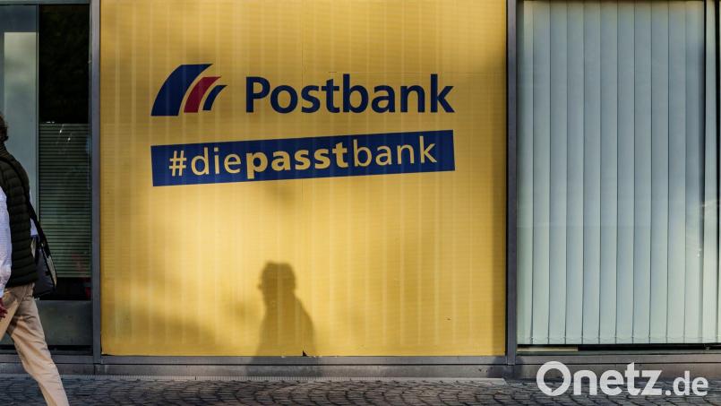 Im Tarifkonflikt bei der Postbank macht Verdi erneut mit Warnstreiks Druck. (Archivbild) Bild: Andreas Arnold/dpa