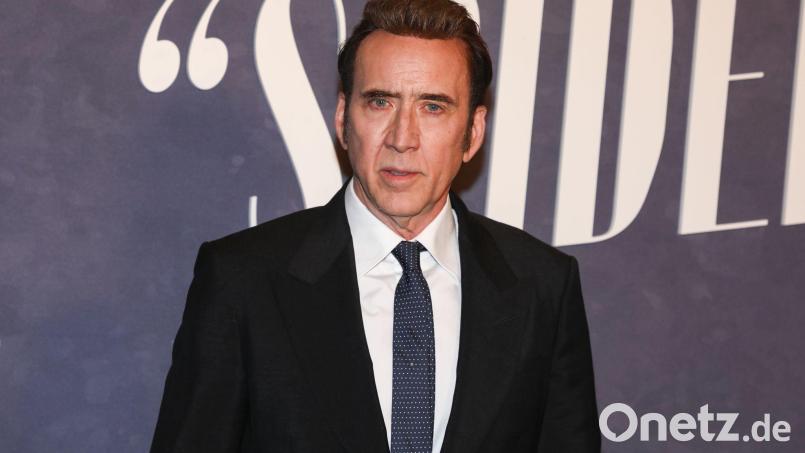 Nicolas Cage spielt in „Spider-Noir“ einen alternden Spider-Man im New York der 30er Jahre Bild: Andy Kropa/Invision/AP/dpa