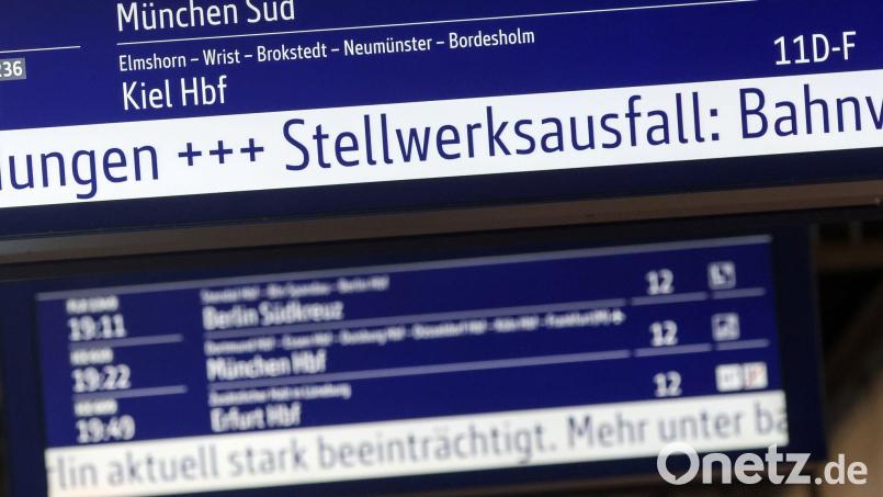 Fahrgäste der Bahn müssen sich zwischen Berlin und Hamburg auf Verspätungen und Zugausfälle einstellen. Bild: Bodo Marks/dpa