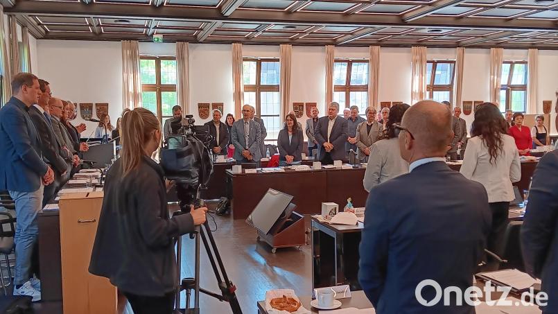 Die erste Sitzung des neu gewählten Kreistags war von der Vereidigung der neuen Amtsträger geprägt. Dann ging es um die Besetzung der Ausschüsse und Entsendung von Kreisräten in diverse Zweckverbände. Bild: as