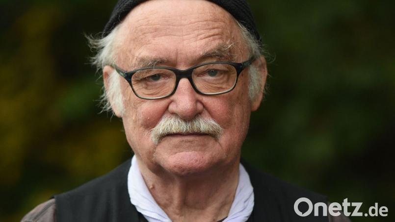 Der 85-Jährige wird mit dem Verdienstorden des Landes NRW ausgezeichnet. Bild: Henning Kaiser/dpa