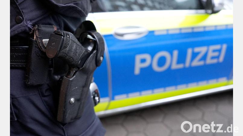 Mehrere Menschen stehen im Verdacht, das Material besessen zu haben. (Symbolbild) Bild: Marcus Brandt/dpa