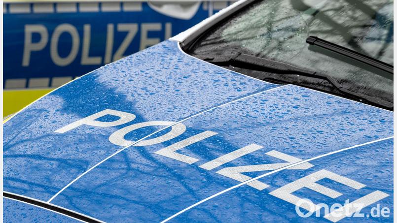 Auf einer Anlage in Unterfranken haben Diebe Solarkabel gestohlen und dabei einen Schaden von mehr als 350.000 Euro verursacht. (Symbolbild) Bild: Soeren Stache/dpa