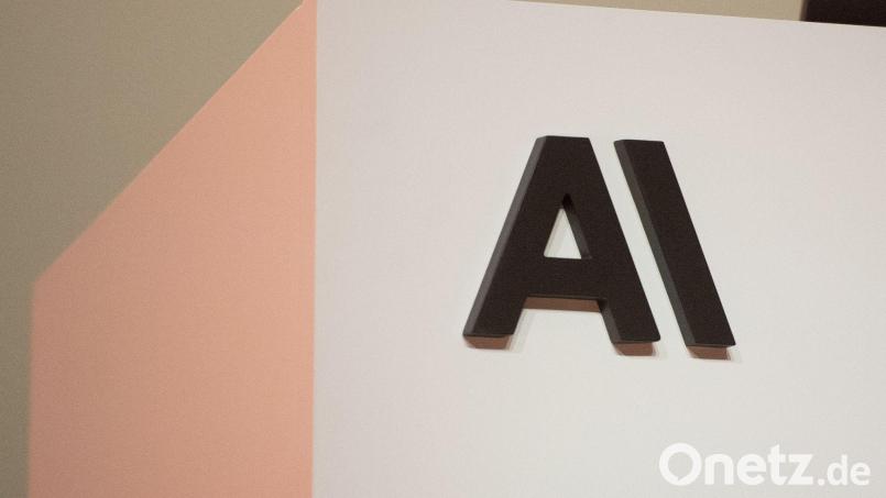 Nach einer neuen Finanzierungsrunde ist Anthropic mehr wert als der Konkurrent OpenAI. (Archivbild) Bild: Andrej Sokolow/dpa