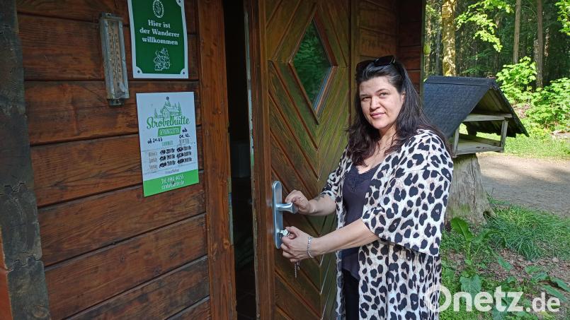 Lina Dillmann hat die Strobelhütte auf dem Fischerberg gepachtet. Noch im Juni soll die Wiedereröffnung sein. Bild: Stephanie Hladik