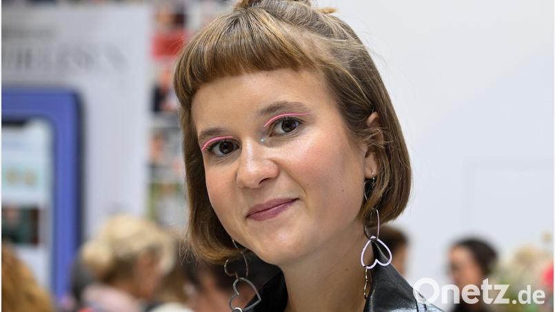 Caroline Wahls neuer Roman erscheint am 28. August. (Archivbild) Bild: Arne Dedert/dpa
