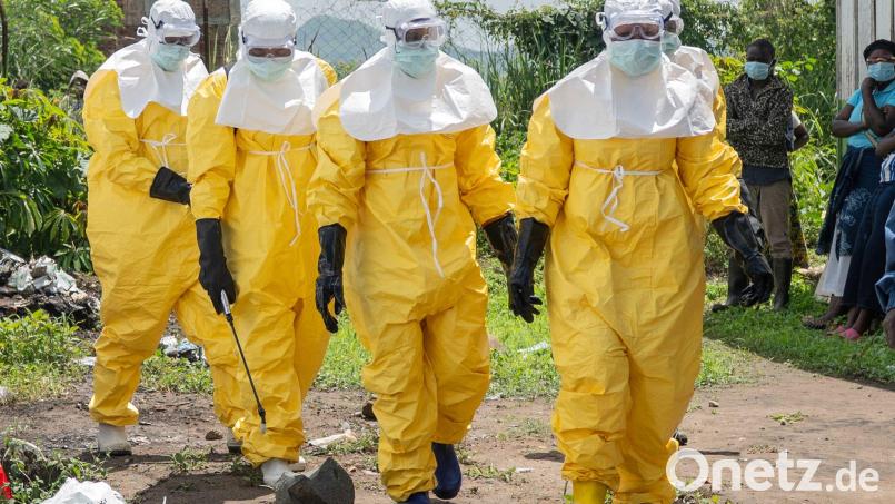 Der Ebola-Ausbruch in Zentralafrika hat auch Auswirkungen auf die Fußball-WM. Bild: Moses Sawasawa/AP/dpa