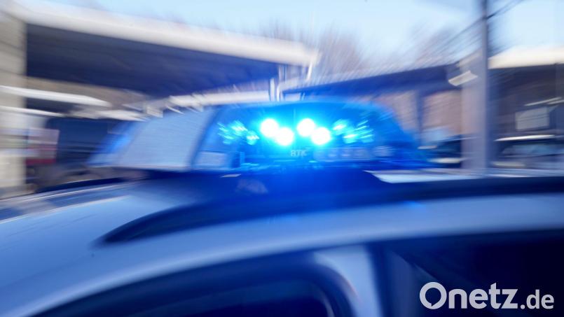 Der Mann lieferte sich eine Verfolgungsfahrt mit der Aschaffenburger Polizei. (Symbolbild) Bild: Marcus Brandt/dpa