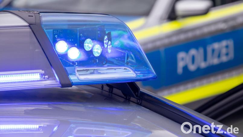 Die Polizei setzte Pfefferspray ein. (Symbolbild) Bild: Daniel Karmann/dpa