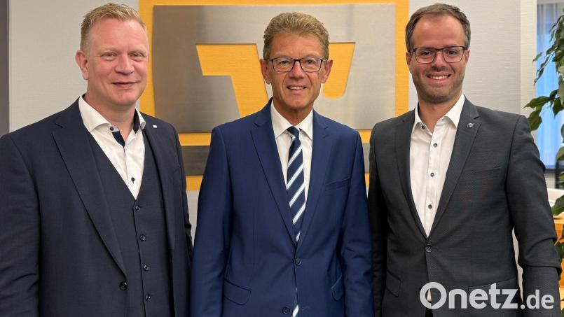 Die bisherige Führungsspitze der VR-Bank Amberg-Sulzbach (von links): Martin Sachsenhauser (Vorstandsmitglied), Andreas Reindl (Vorstandsmitglied), Florian Rauch (Vorstandsassistenz/Prokurist). Bild: VR-Bank Amberg-Sulzbach