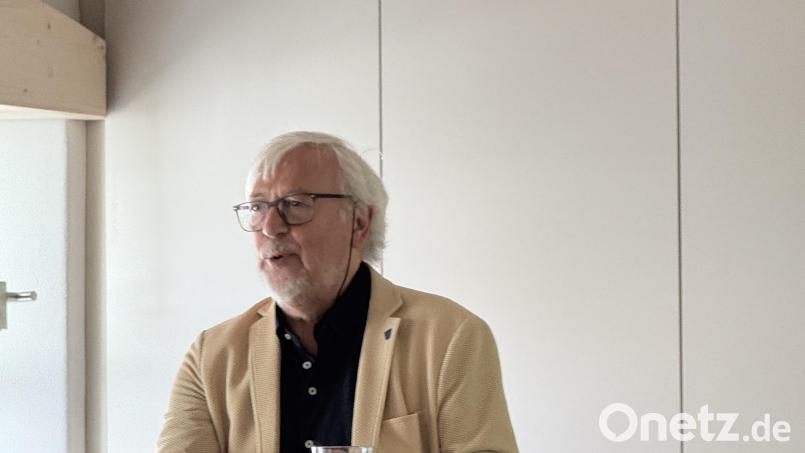 Franz-Peter Messmer hat Waldecks berühmten Sohn, den Komponisten Hans von Koessler, ein Buch gewidmet. Bild: Leonhard Zintl